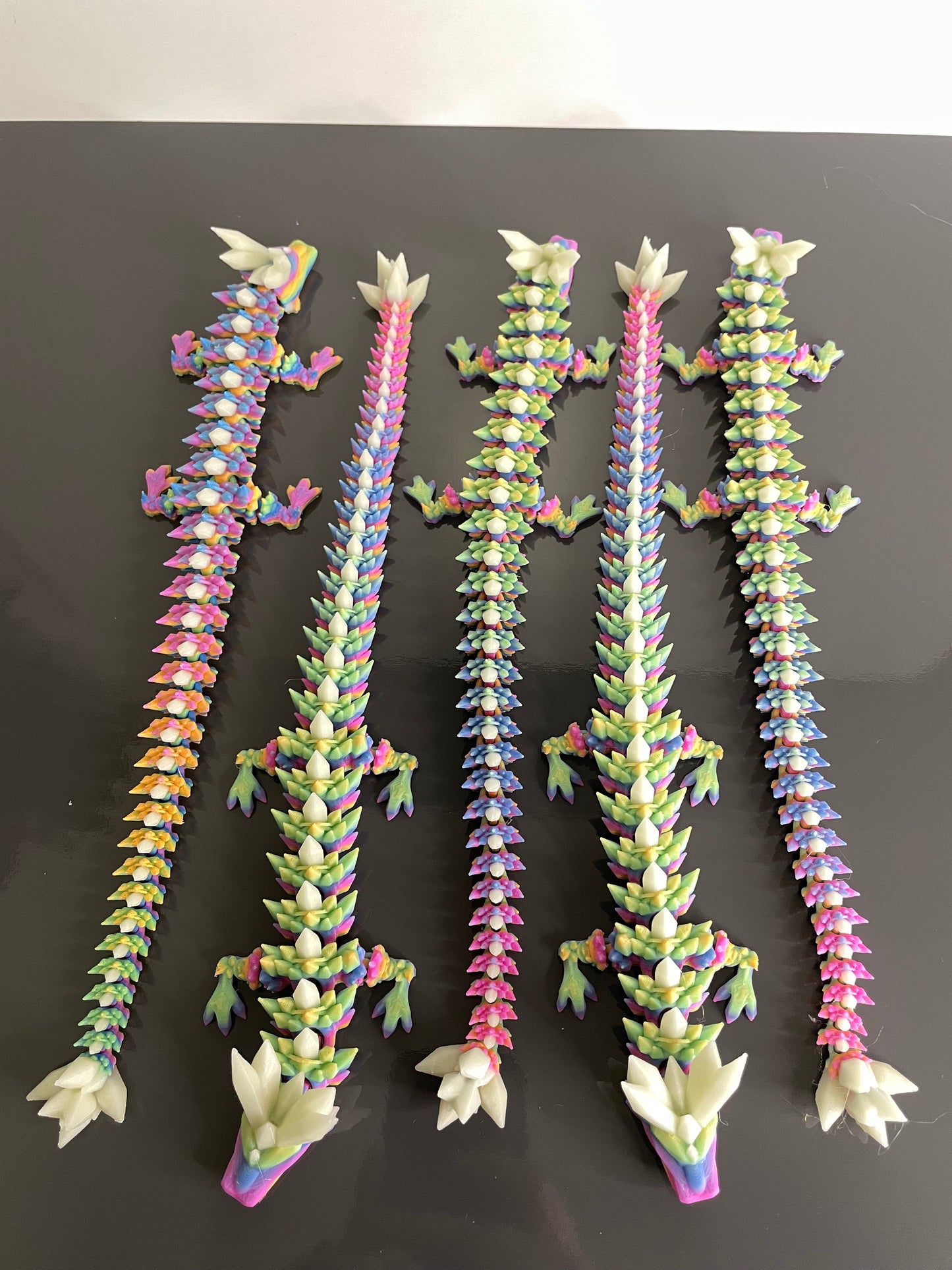 Crystal Dragon Wobblies – 32 cm beweglicher 3D-Druck Drache | Glow in the Dark Grün-  Rainbow PLA – Deko & Fidget