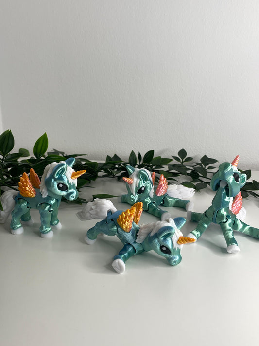 Magisches Einhorn – Silk Blau-Grün – Farbverlauf 20 cm – 3D-Druck Figur – #UNI04